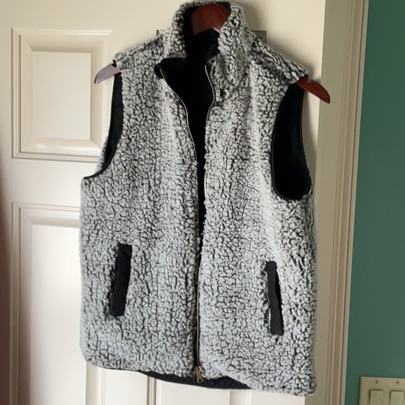 MIAMI VEST - Picture 2 of 5